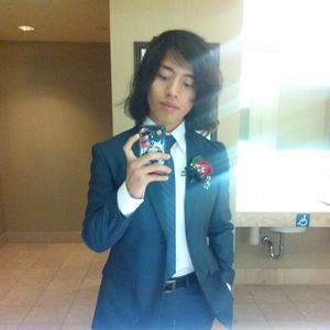 Meet your Posher, Luis